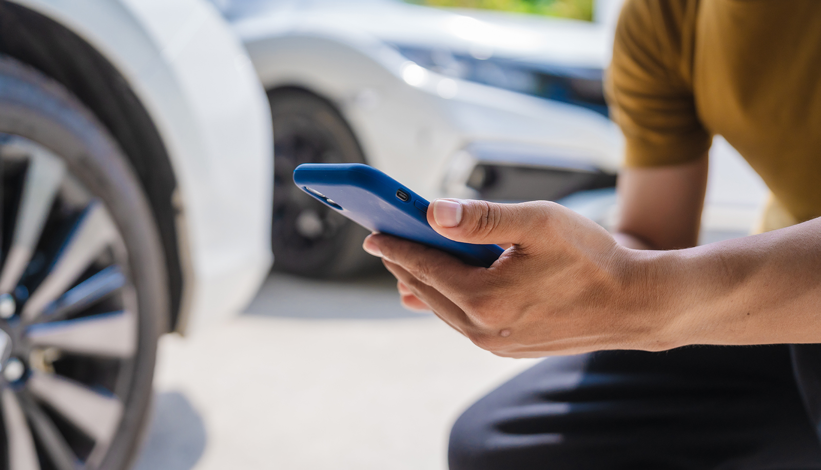 Low vs. High Deductible Options in Auto Insurance